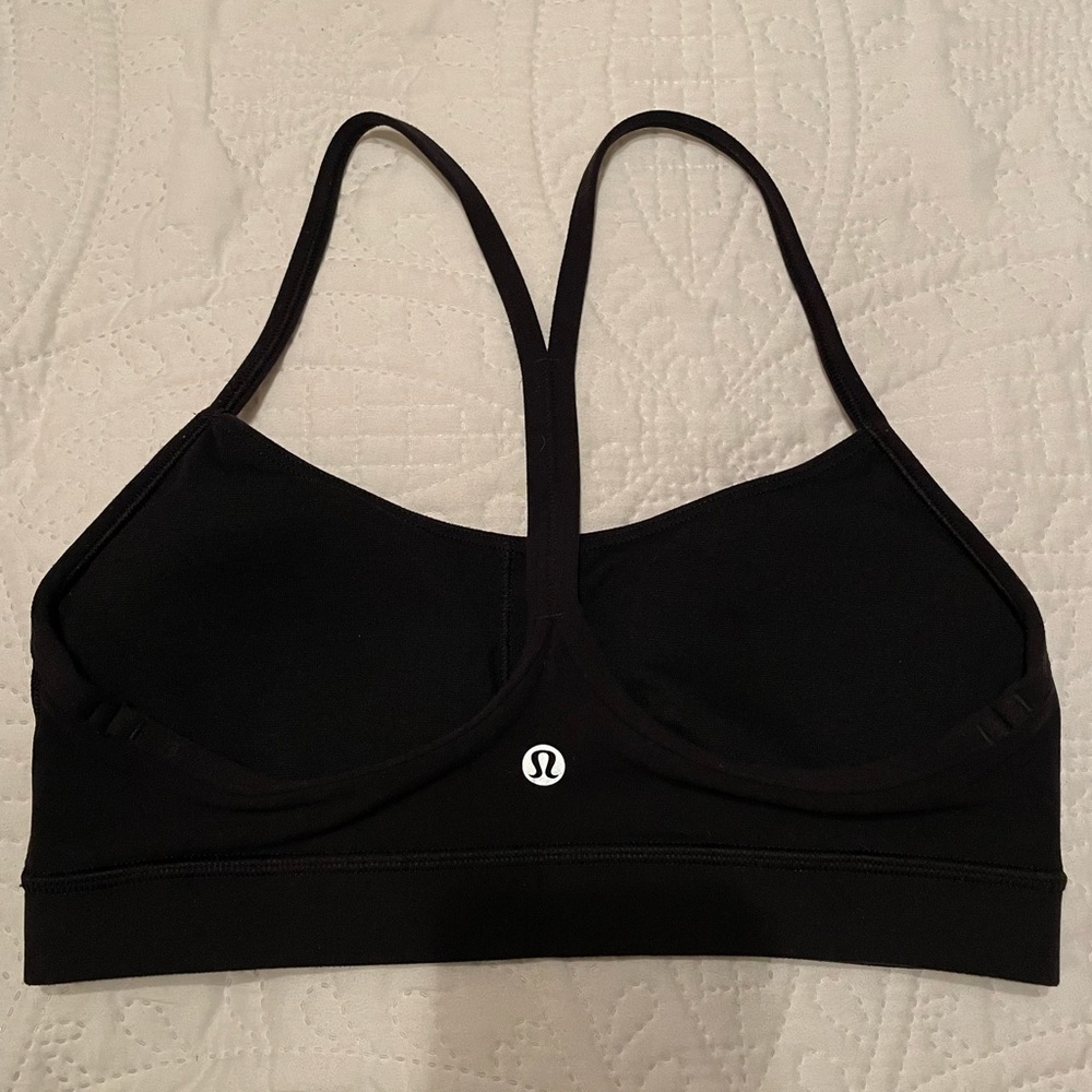 Lululemon Black Flow Y Nulu Bra Size 6